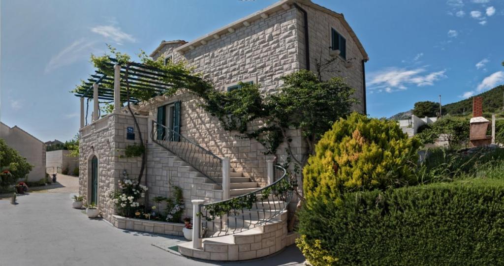 Apartment In Bol With Seaview, Terrace, Air Condition, Wifi Εξωτερικό φωτογραφία